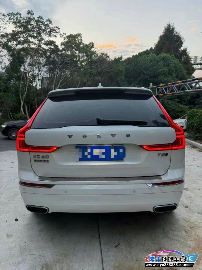 20年沃尔沃XC60轿车抵押车出售