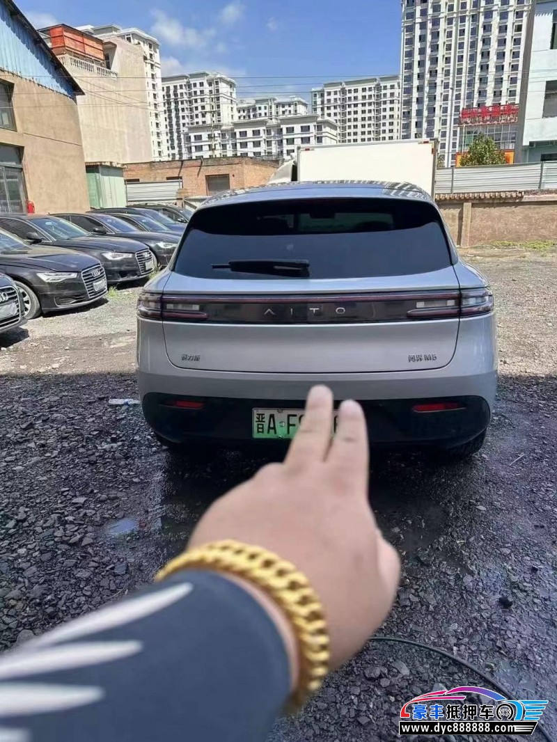 22年华为问界轿车抵押车出售