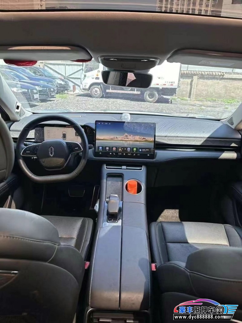 22年华为问界轿车抵押车出售