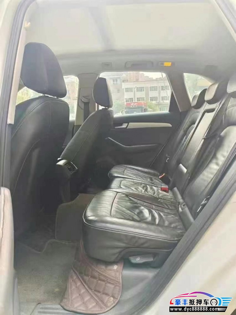 11年奥迪Q5轿车抵押车出售