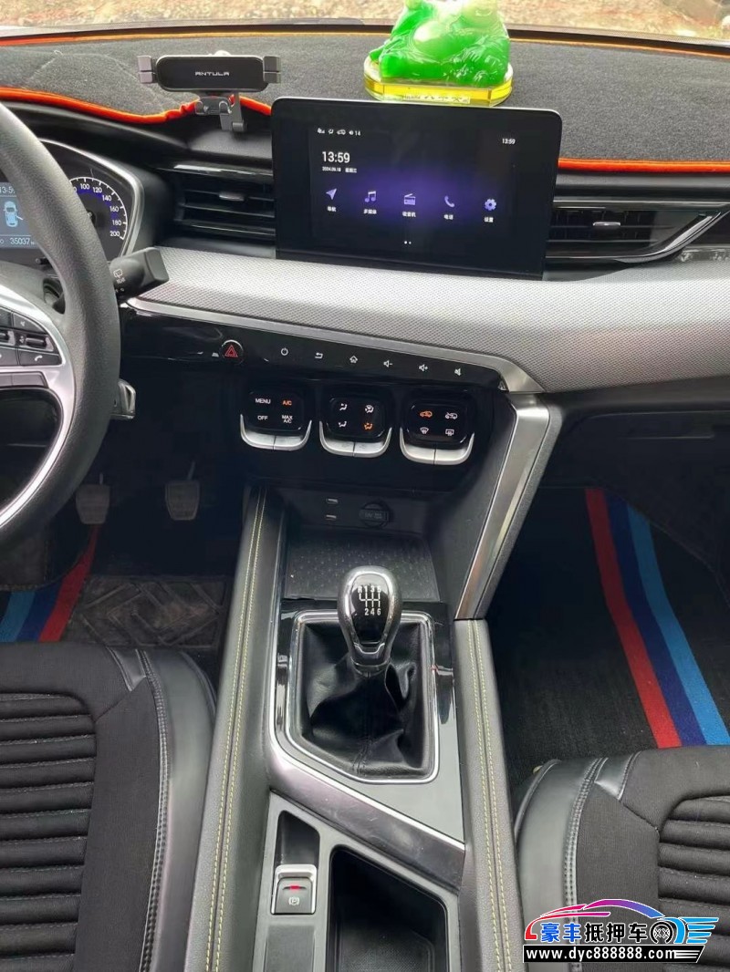 20年北京x3轿车抵押车出售