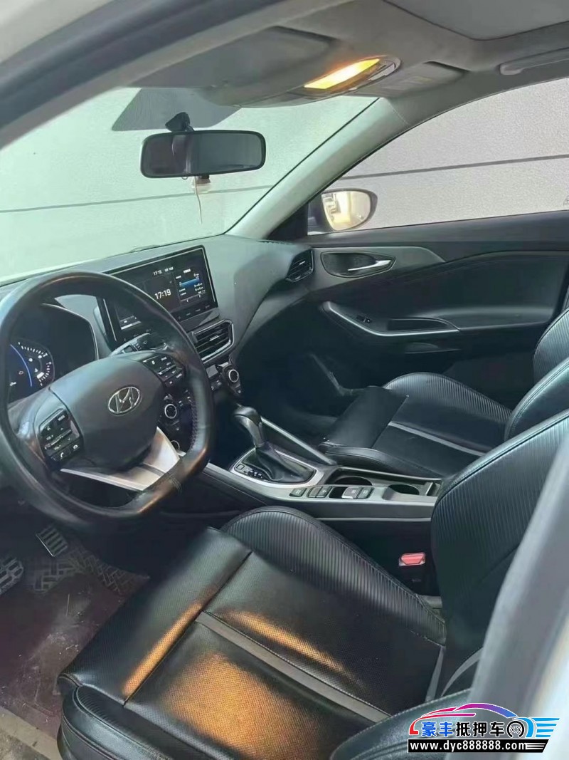 19年现代菲斯塔轿车抵押车出售