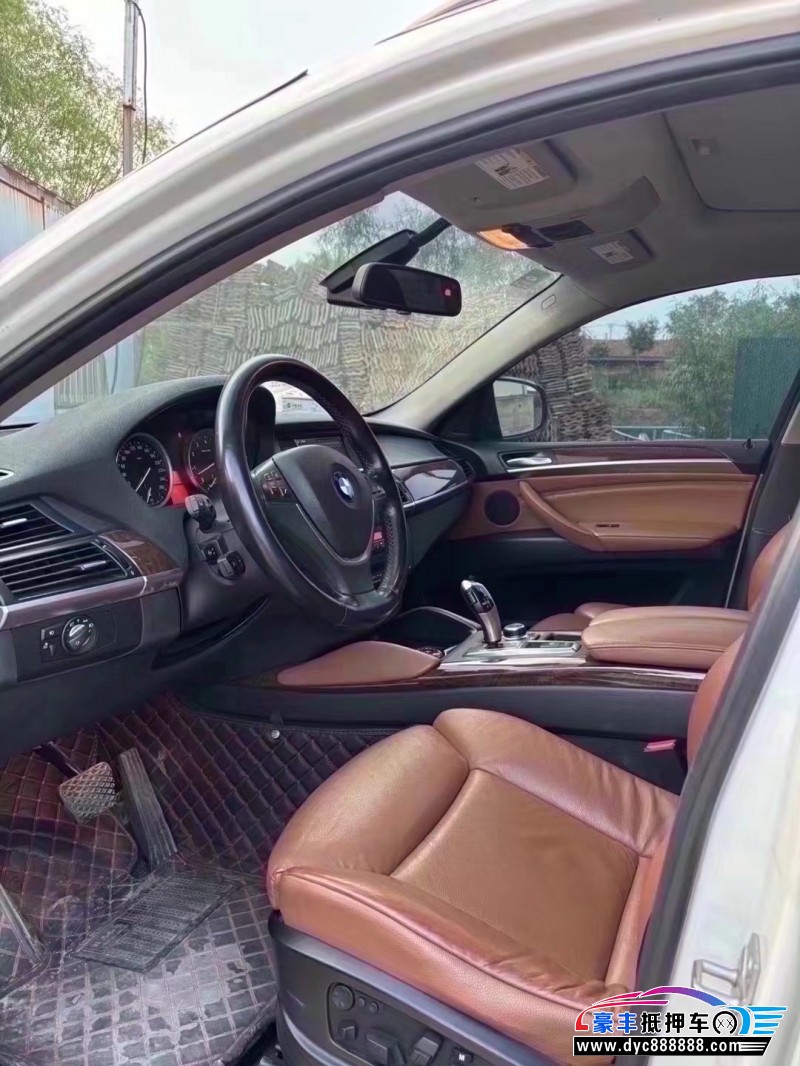 13年宝马X6轿车抵押车出售