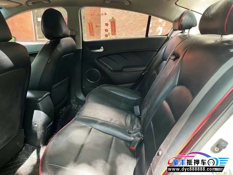 14年起亚K3轿车抵押车出售