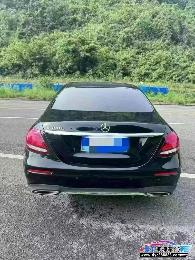 20年奔驰E轿车抵押车出售