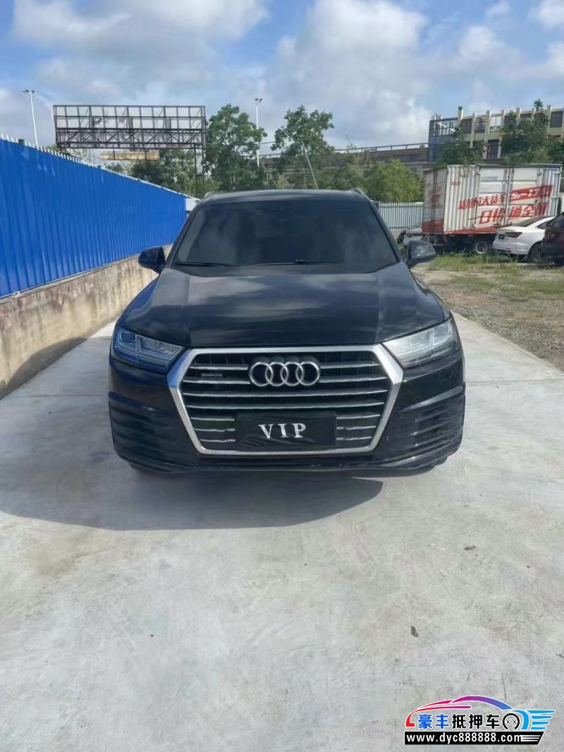 19年奥迪Q7轿车抵押车出售