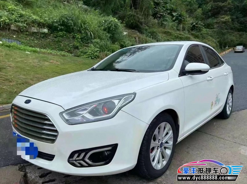 18年福特福睿斯轿车抵押车出售