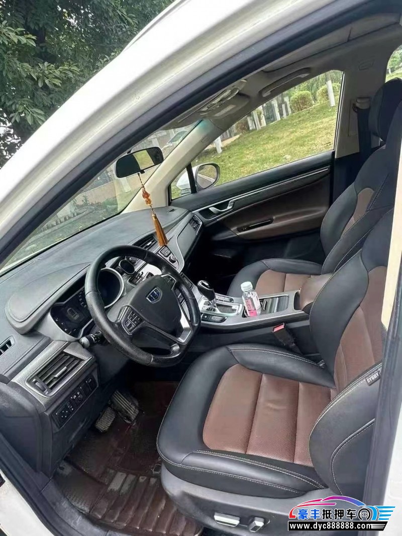 16年吉利帝豪GS轿车抵押车出售