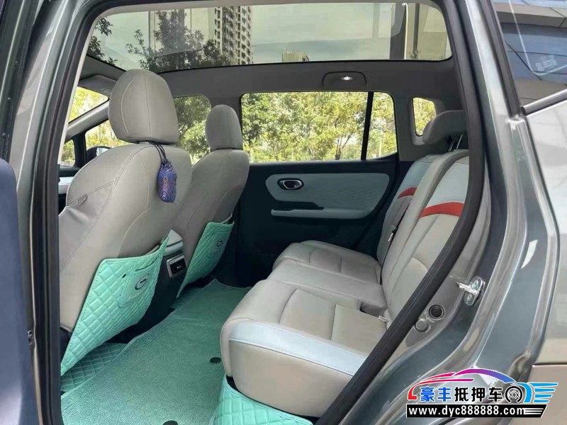 22年埃安Y70轿车抵押车出售