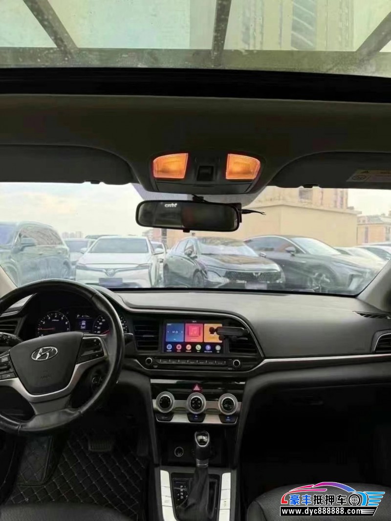 20年现代领动轿车抵押车出售