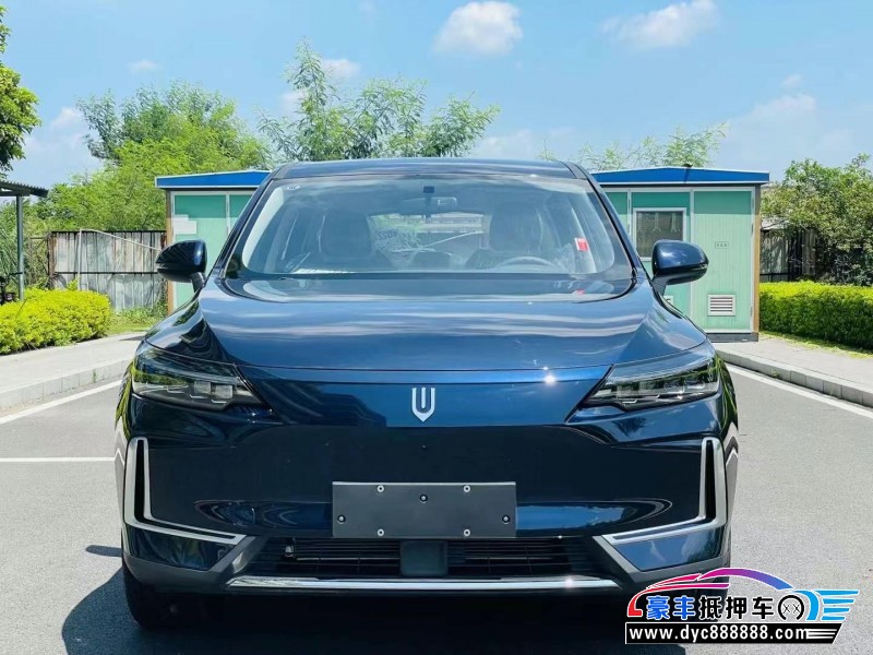 抵押车出售24年创维EV6轿车