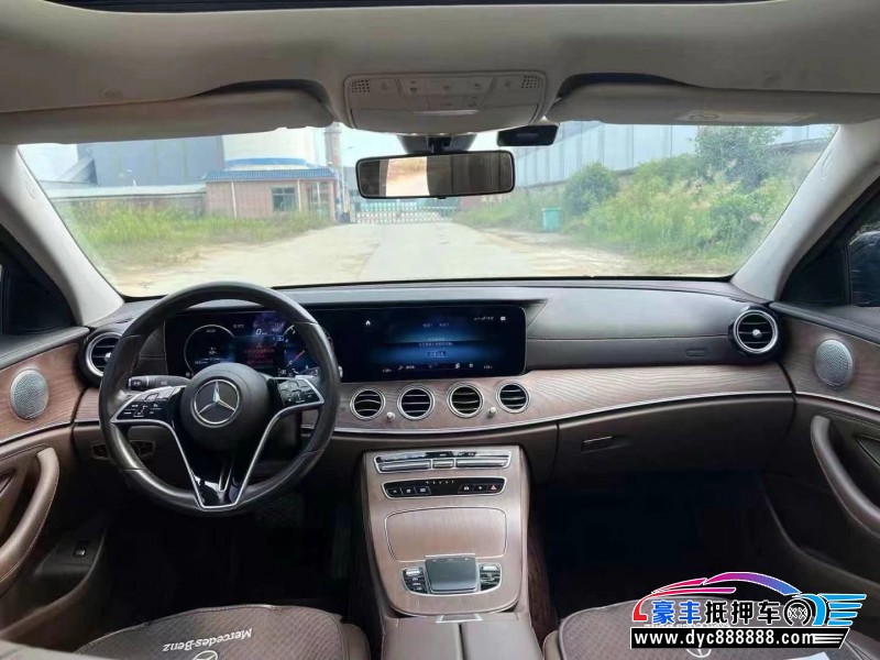 21年奔驰E轿车抵押车出售