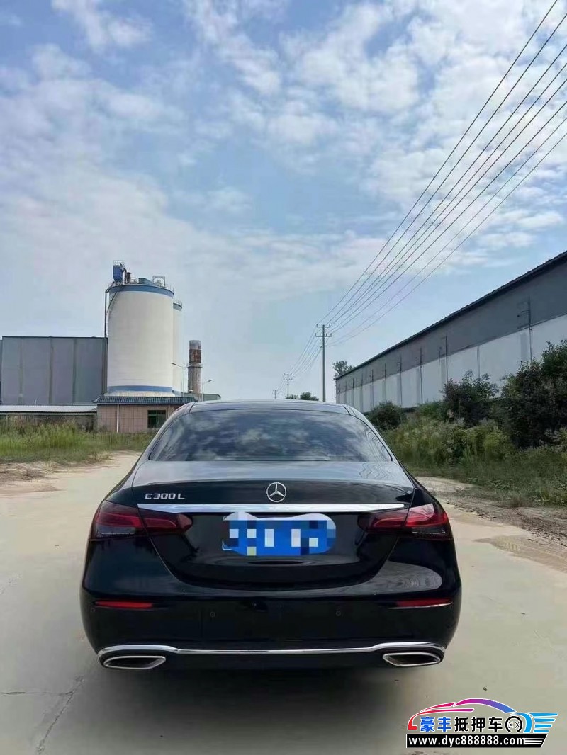 21年奔驰E轿车抵押车出售
