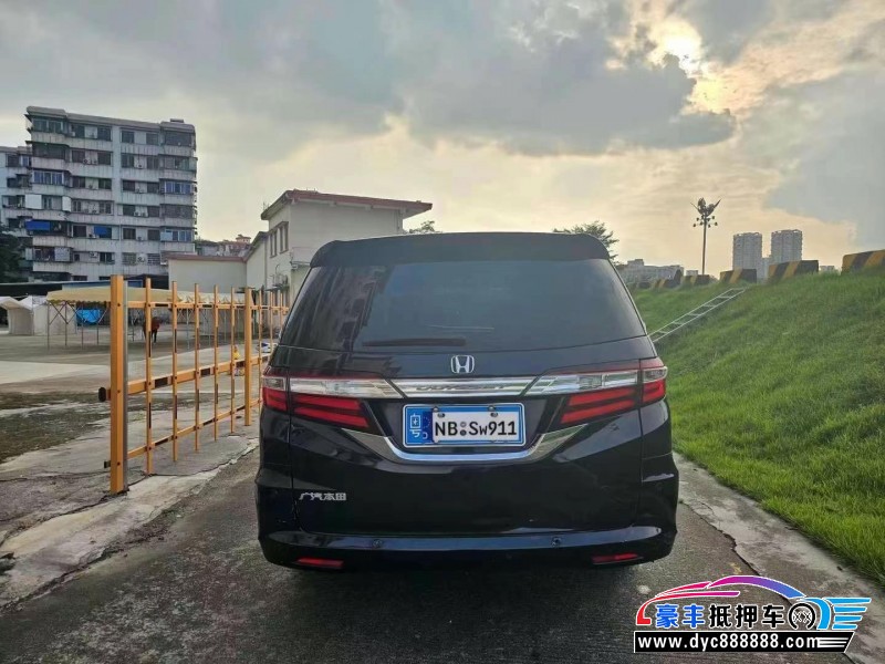 14年本田奥德赛轿车抵押车出售