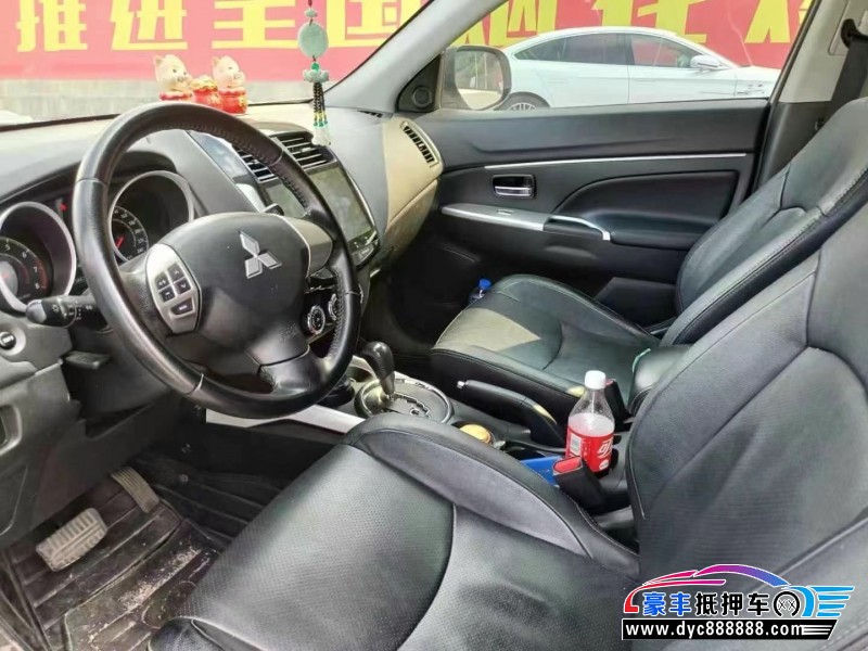 16年三菱劲炫轿车抵押车出售