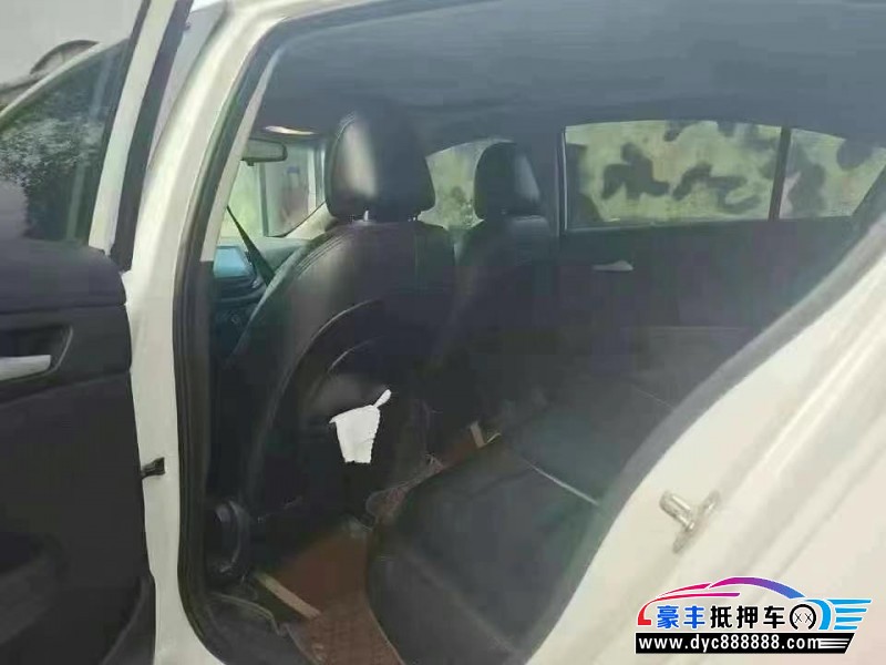 18年雪佛兰科沃兹轿车抵押车出售