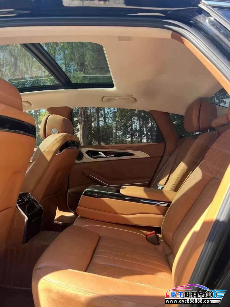 22年红旗H9轿车抵押车出售