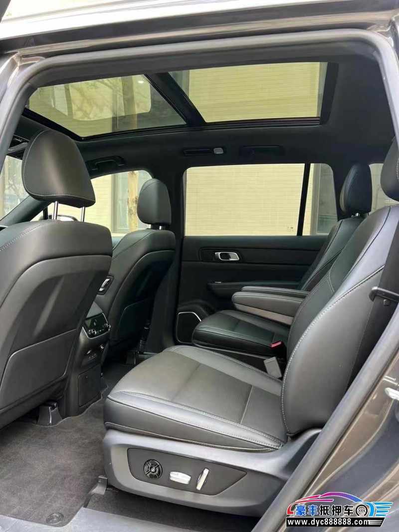 21年理想ONE轿车抵押车出售