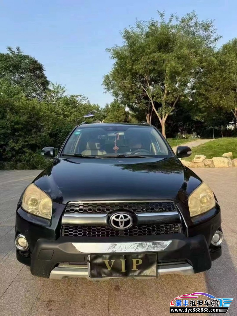 13年丰田RAV4轿车抵押车出售