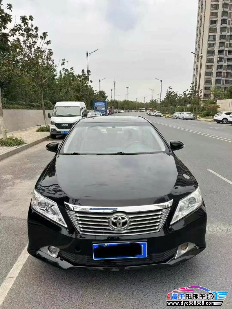 14年丰田凯美瑞轿车抵押车出售