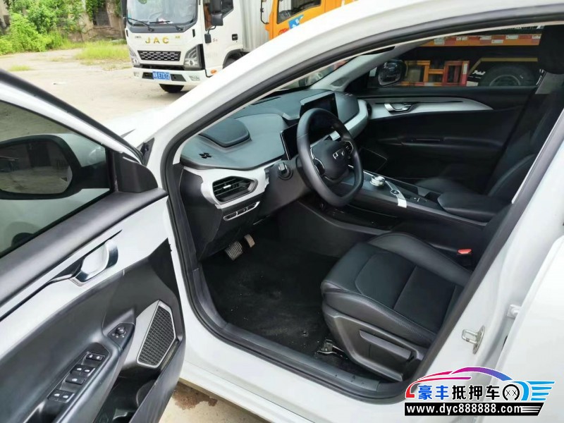 24年吉利几何轿车抵押车出售