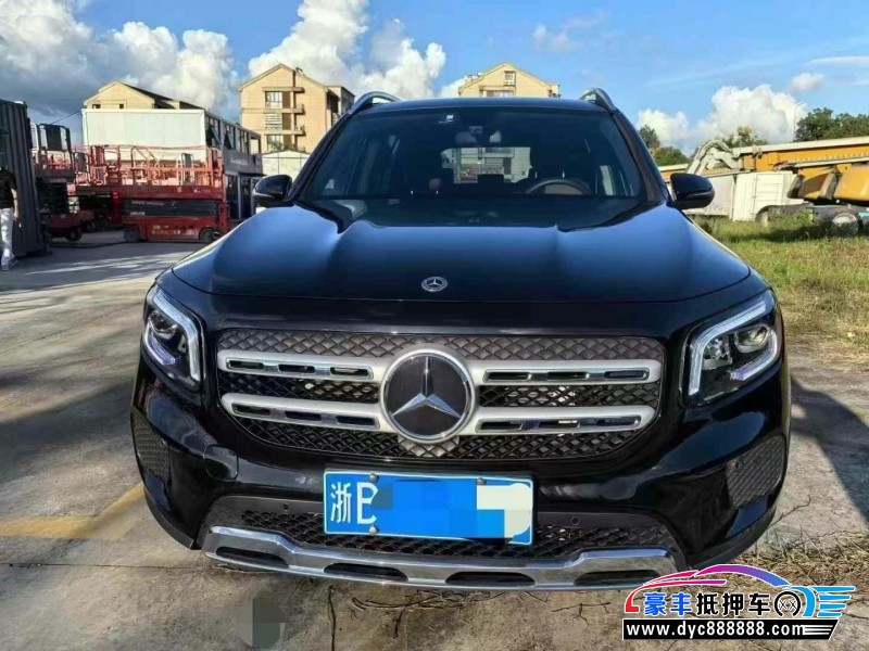 23年奔驰GLB轿车抵押车出售