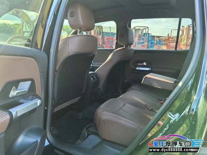 23年奔驰GLB轿车抵押车出售