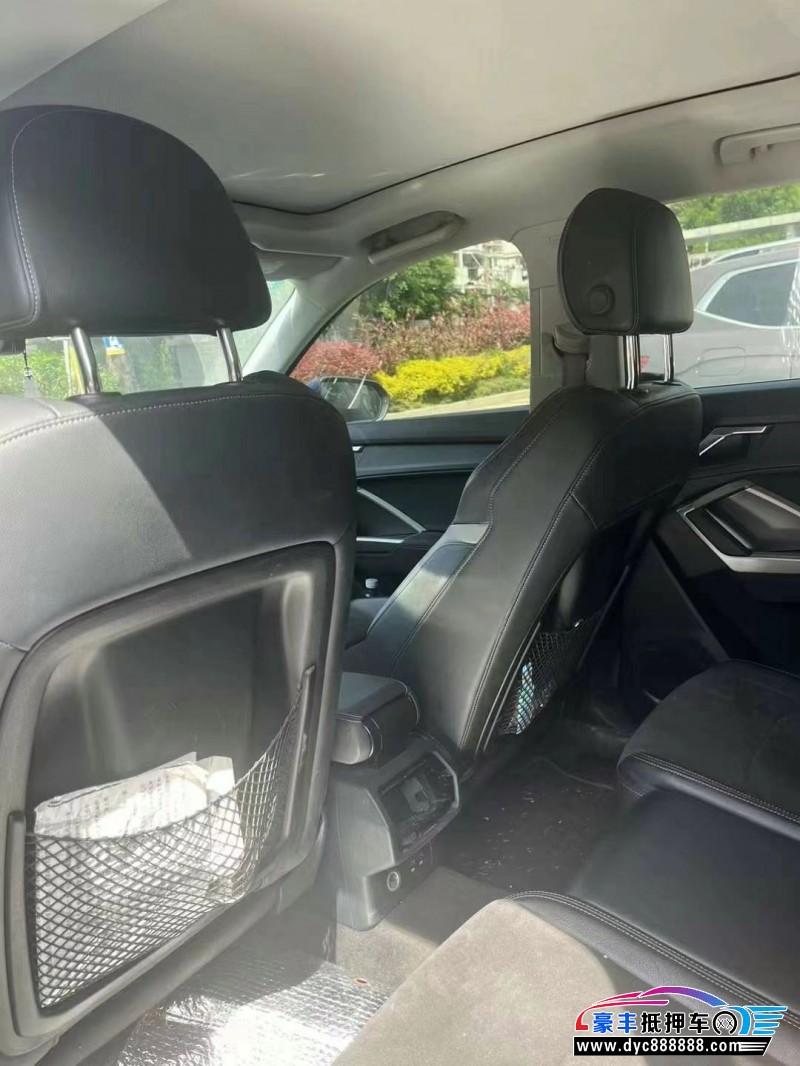 20年奥迪Q3轿车抵押车出售