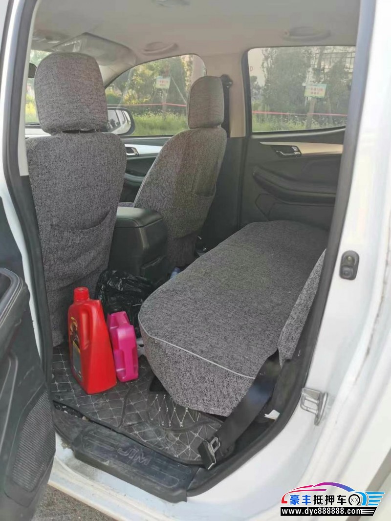 22年五十铃瑞迈轿车抵押车出售