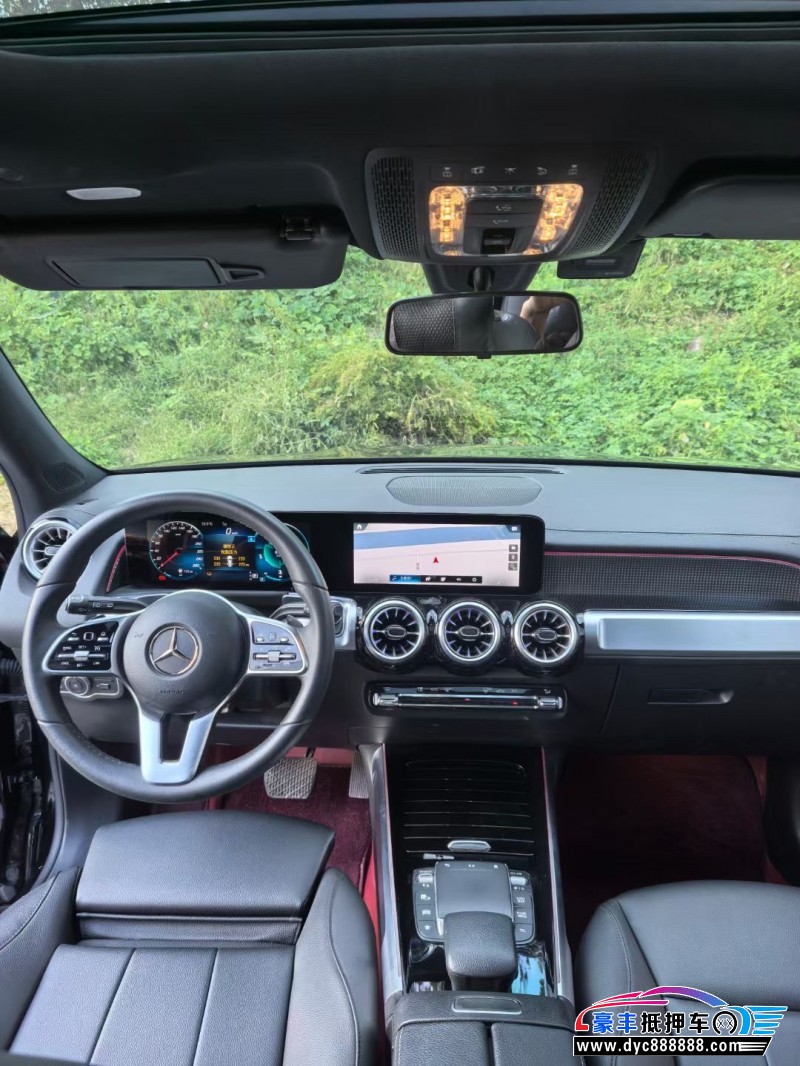 22年奔驰GLBSUV抵押车出售