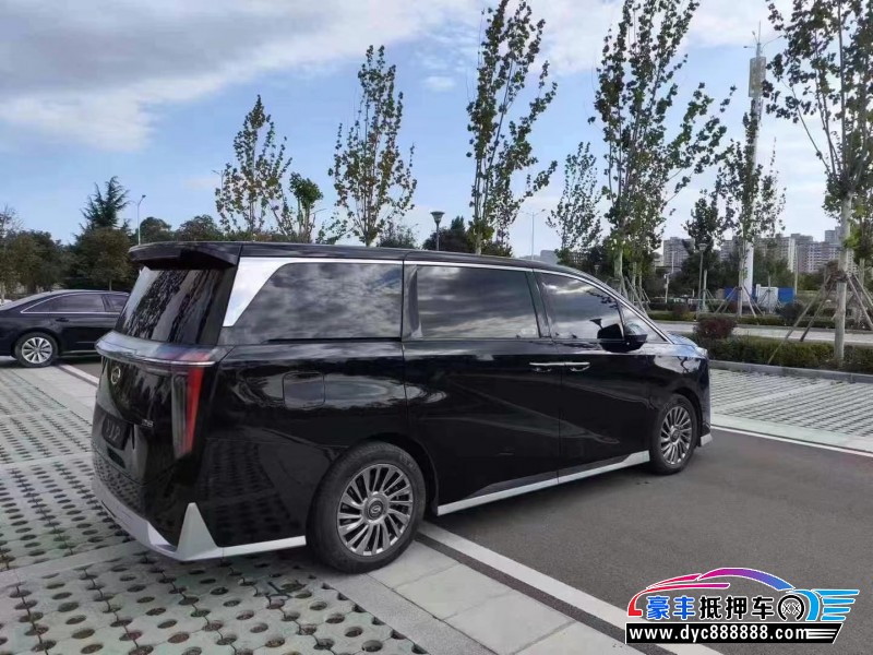 23年传祺M8轿车抵押车出售