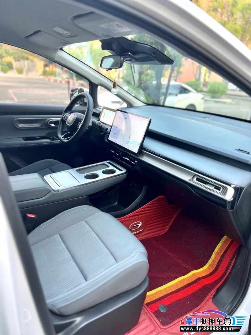 23年埃安Y70轿车抵押车出售