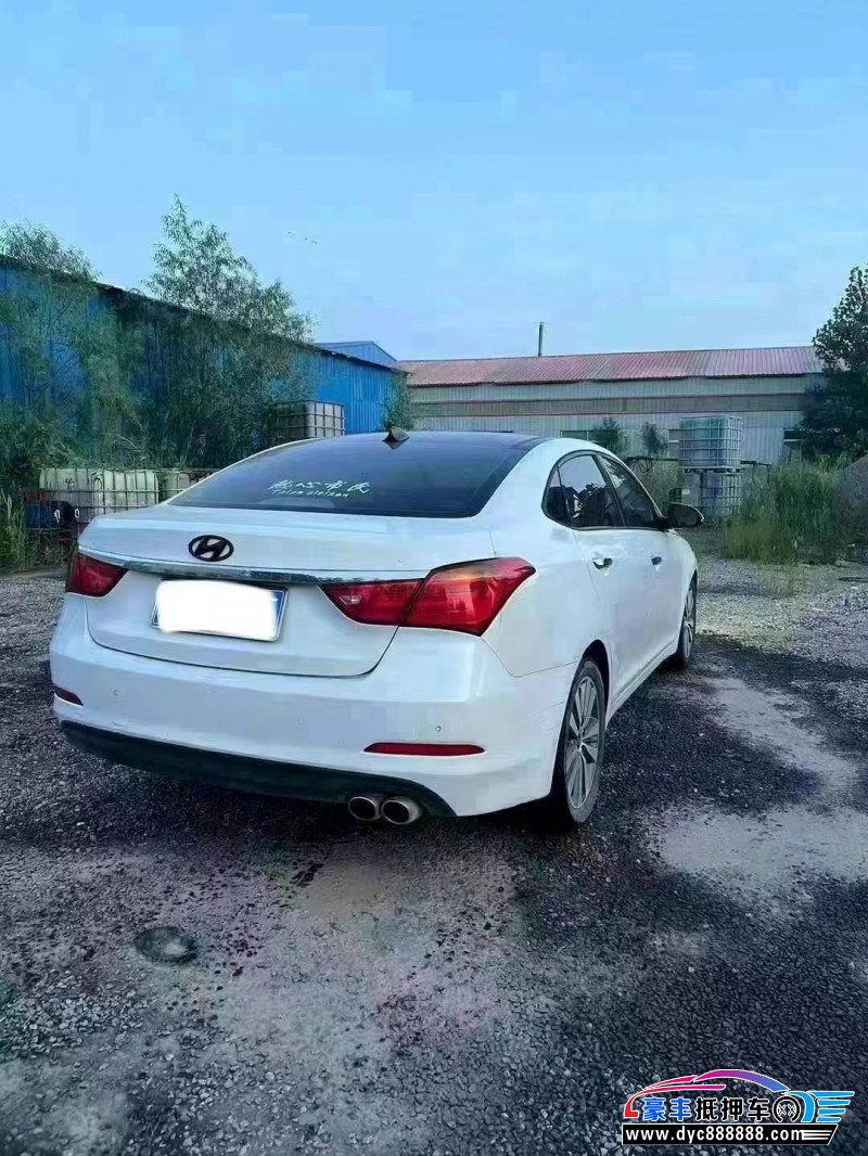 15年现代名图轿车抵押车出售