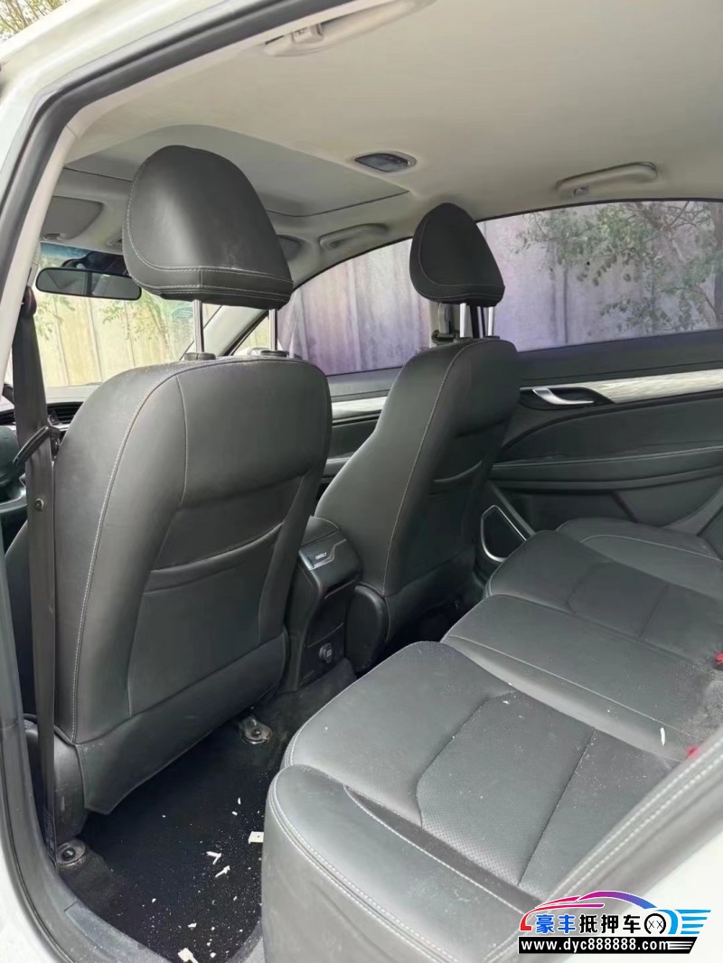 19年吉利帝豪GL轿车抵押车出售