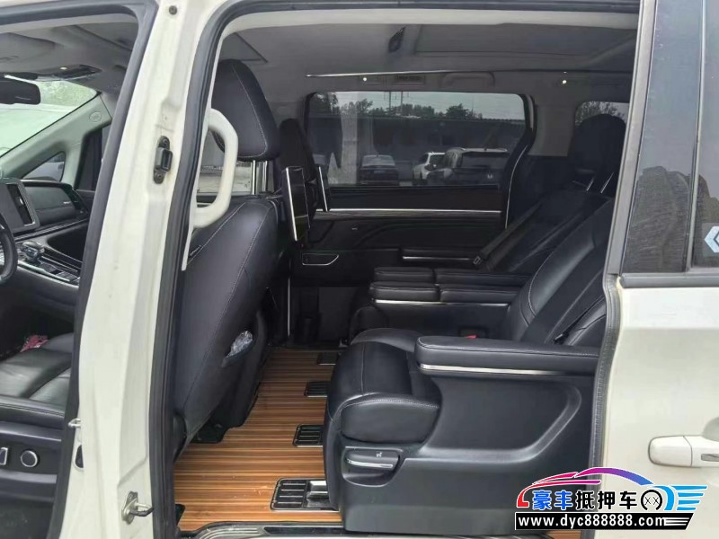 20年传祺M8轿车抵押车出售