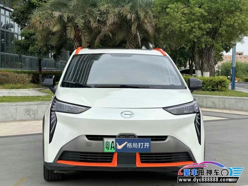 22年埃安Y70轿车抵押车出售