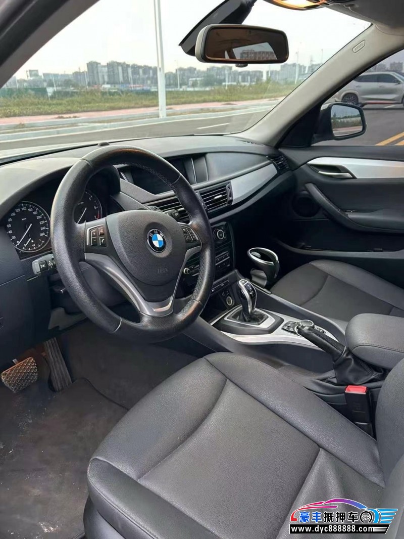 14年宝马X1轿车抵押车出售