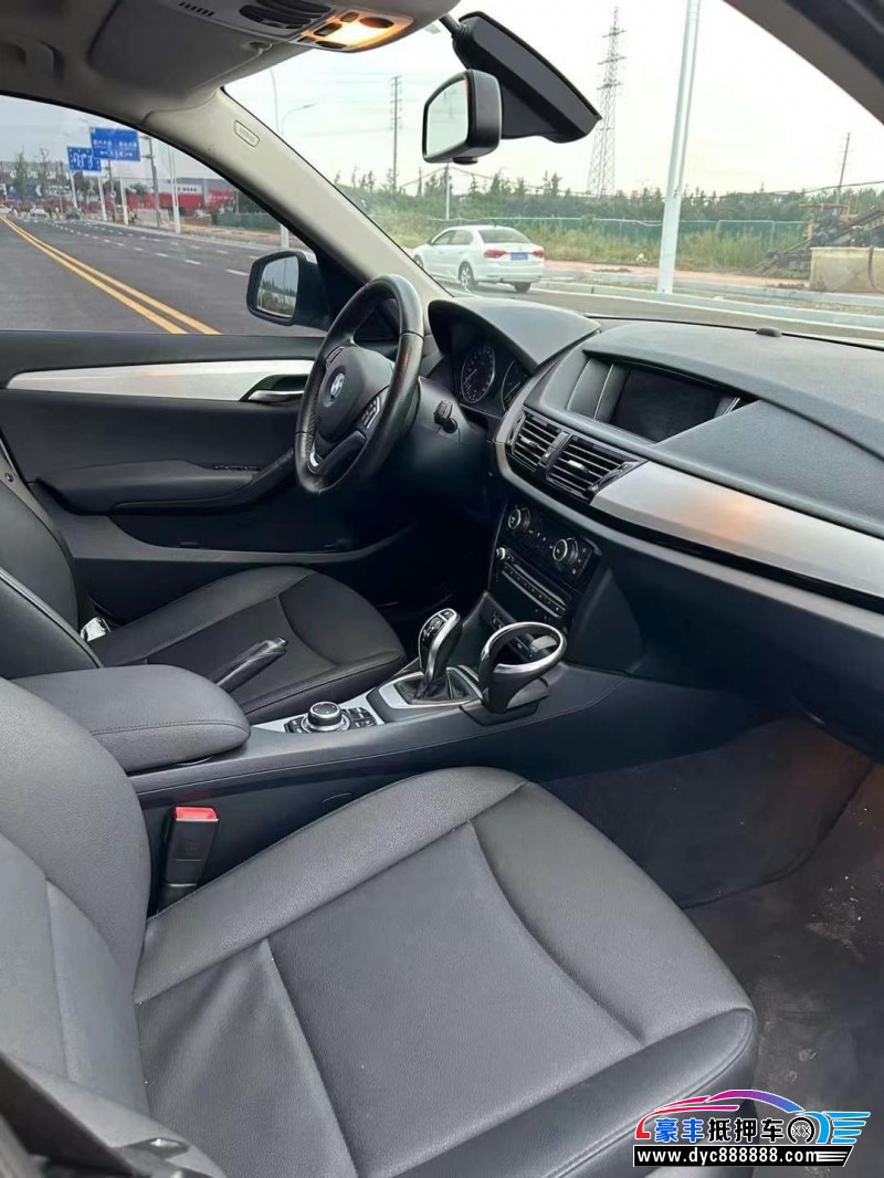 14年宝马X1轿车抵押车出售