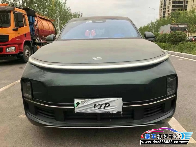 22年理想L8轿车抵押车出售