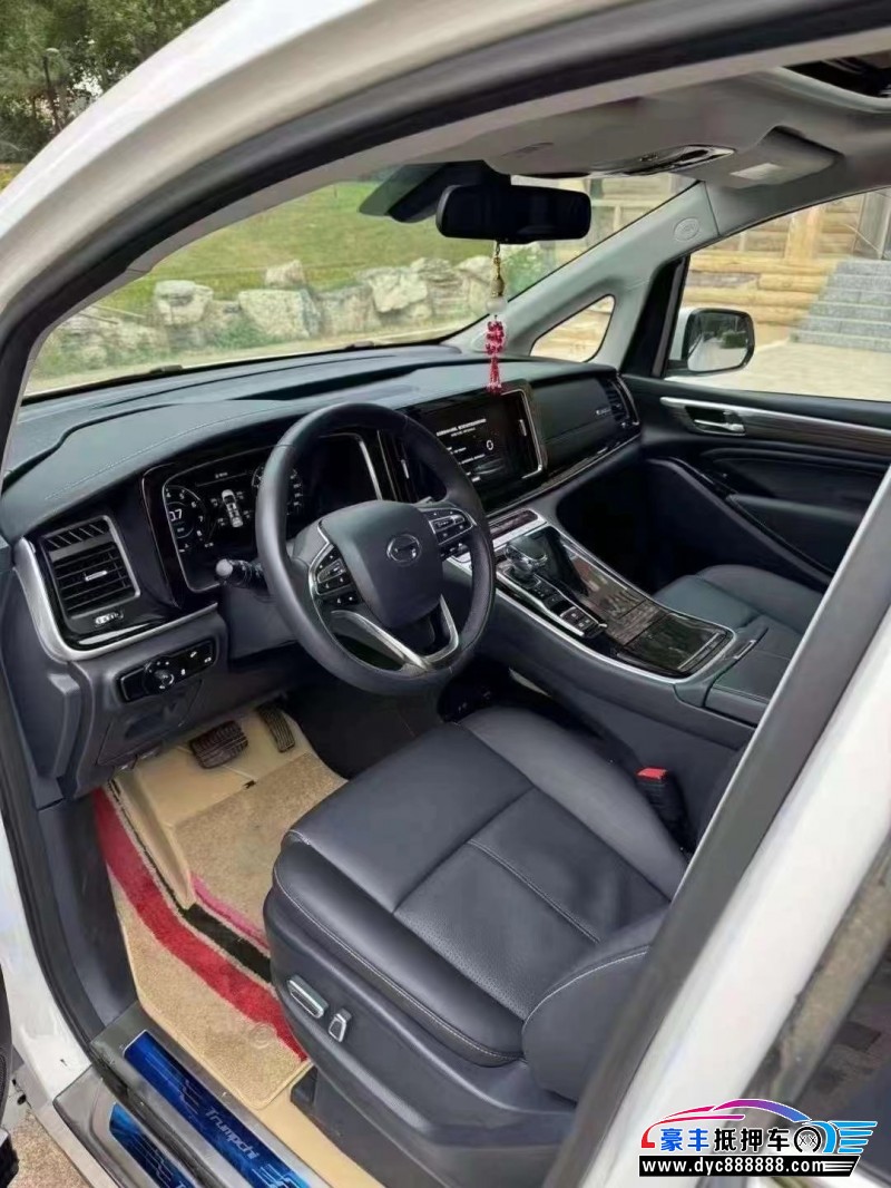 23年传祺M8轿车抵押车出售