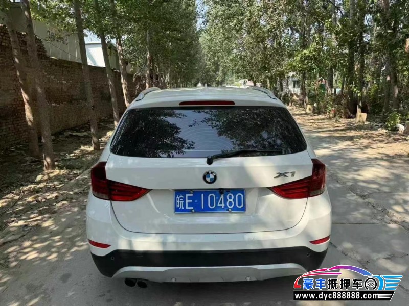 13年宝马X1轿车抵押车出售