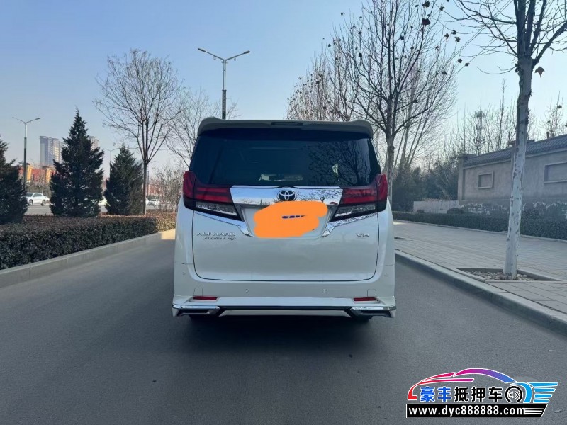 18年丰田埃尔法轿车抵押车出售