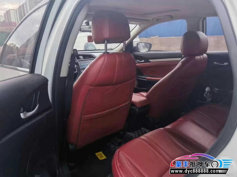 17年本田思域轿车抵押车出售