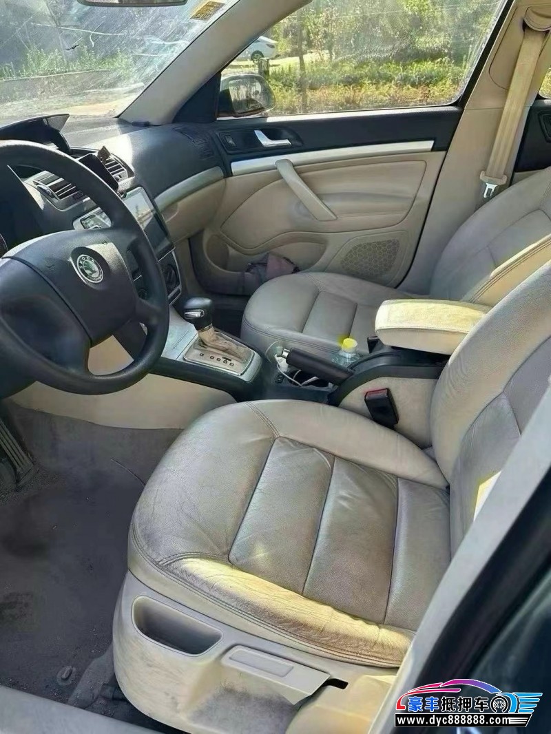 09年斯柯达明锐轿车抵押车出售