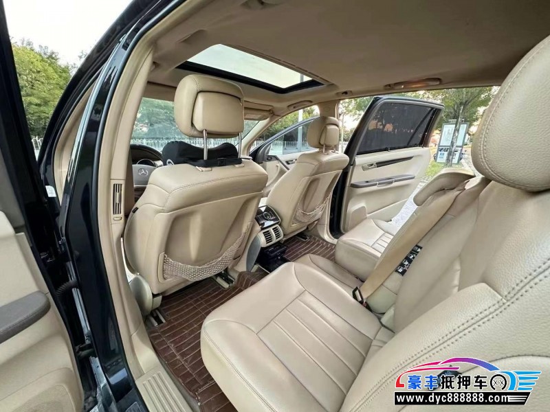 10年奔驰R轿车抵押车出售