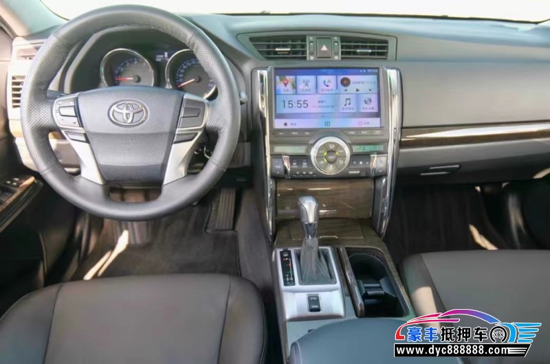 17年丰田锐志轿车抵押车出售