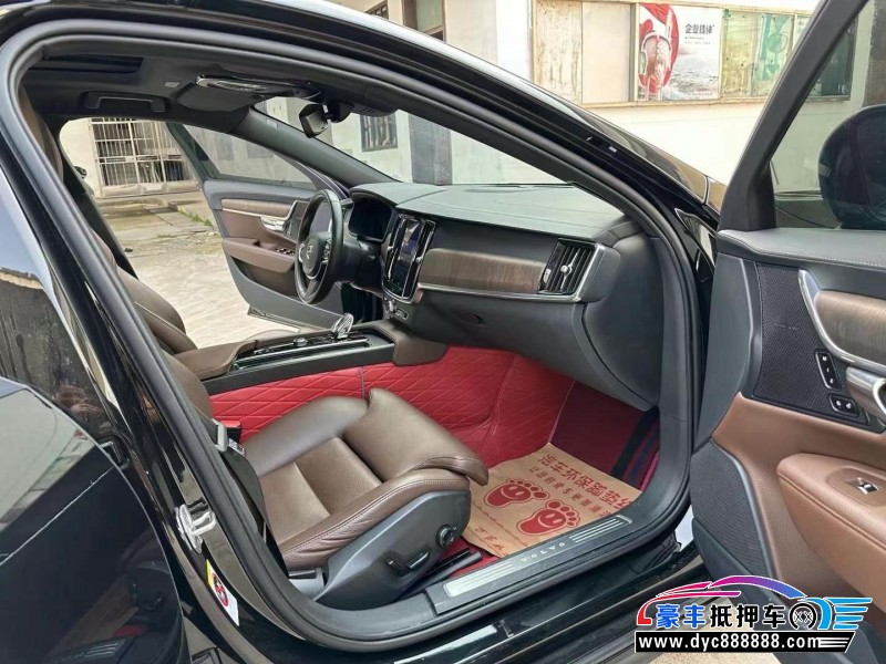 21年沃尔沃S90轿车抵押车出售