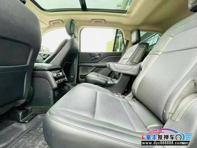 22年林肯飞行家轿车抵押车出售