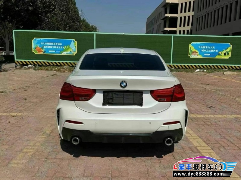 21年宝马1系轿车抵押车出售