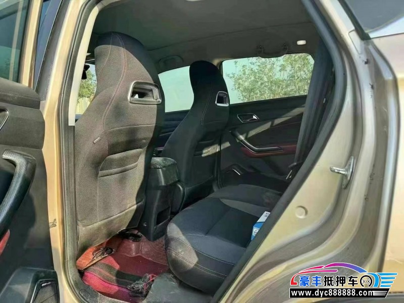 19年猎豹汽车CS9轿车抵押车出售